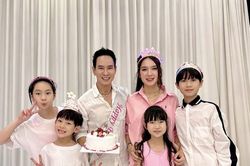 Gia đình 'nghệ sĩ quốc dân' Lý Hải - Minh Hà về miền Tây trao học bổng, hỗ trợ bà con khó khăn