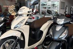 Honda Vision 2024 bản cổ điển về đại lý với giá bất ngờ