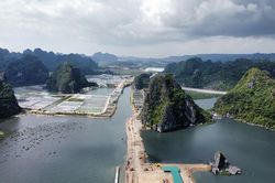 Thi công dự án đe dọa môi trường vùng đệm vịnh Hạ Long: Chủ đầu tư nói gì?