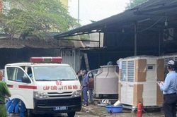 Nổ lớn ở Hà Nội, 3 người bị thương