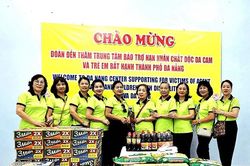 Chăm lo cho phụ nữ có hoàn cảnh khó khăn
