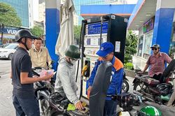 Giá xăng dầu đồng loạt giảm kể từ 15h ngày 13/11