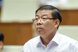 'Tòa án thu thập chứng cứ còn khó khăn, huống hồ giao cho dân'