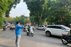 Sinh viên Hà Nội đua tài hùng biện về người Hà Nội thanh lịch