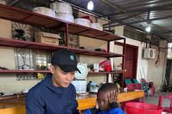 Vì sao Lôi Con tìm cách tránh mặt Quang Linh Vlogs thời gian qua?