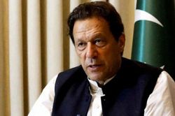 Ngồi tù, cựu Thủ tướng Pakistan vẫn gây bất ngờ với cách vận động bầu cử