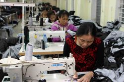 Giá trị tăng thêm ngành công nghiệp năm 2023 tăng 3% so với cùng kỳ
