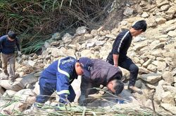 Hà Giang: Tìm thấy thi thể lái xe ô tô bị lật, chìm ở hồ thủy điện