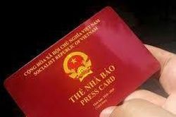 Khi viết là phụ