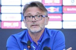 HLV Troussier: 'ĐT Việt Nam có thể thắng ĐT Nhật Bản'