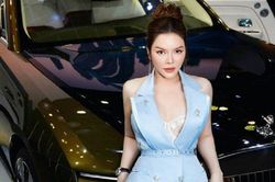 Khoe dáng với hàng hiệu xa xỉ 5 tỷ đồng, 'Kiều nữ & đại gia' Lý Nhã Kỳ gợi cảm hút hồn