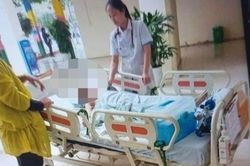 Hai học sinh bị co giật, nguy kịch sau khi mua bim bim ăn ở Thanh Hóa