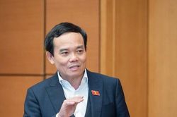 Phó Thủ tướng: Phân cấp cho huyện nếu làm không khéo 'sẽ mất cán bộ'