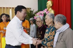 Hoạt động của Chủ tịch nước Võ Văn Thưởng tại tỉnh Vĩnh Long