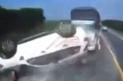 Nguyên nhân ban đầu vụ tai nạn trên cao tốc Cam Lộ - La Sơn khiến 2 người tử vong