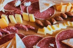 Những thực phẩm phổ biến chứa nhiều chất béo bão hòa gây thừa cân và tổn hại sức khỏe