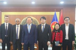 ADB đề xuất hỗ trợ 2,1 tỷ USD cho Việt Nam để ứng phó biến đổi khí hậu và JETP