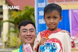 Nối dài sợi dây yêu thương