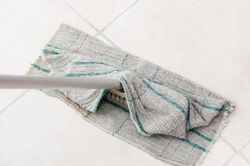 8 vật dụng quen thuộc có hạn sử dụng nhưng hầu hết đều dùng quanh năm suốt tháng, ẩn chứa bao nhiêu tác hại