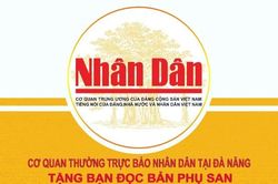 Cơ quan thường trú Báo Nhân Dân tại miền Trung - Tây Nguyên tặng bạn đọc 16.000 bản tranh panorama 'Chiến dịch Điện Biên Phủ'