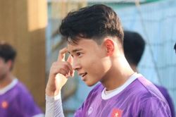 Nam thần mới nổi U19 Việt Nam thần tượng Quế Ngọc Hải: Có răng khểnh cười tỏa nắng, được ví như mỹ nam Ngô Tôn