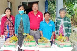 Hội Chữ thập đỏ huyện Tháp Mười duy trì nhiều hoạt động hỗ trợ người nghèo