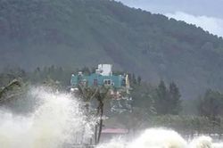 Đã có tín hiệu đầu tiên về áp thấp nhiệt đới trên Biển Đông, miền Bắc đón mưa to?