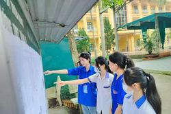 Hơn 1.000 tình nguyện viên Tuyên Quang tiếp sức thí sinh tham gia kỳ thi vào lớp 10 THPT
