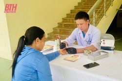 Hướng tới loại trừ lây truyền HIV từ mẹ sang con