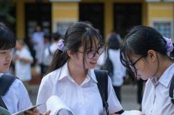 Thi lớp 10 ở Hà Nội: 459 thí sinh bỏ thi môn Anh