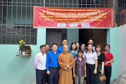 Pleiku: Trên 1,8 tỷ đồng chăm lo cho người nghèo