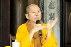 Ông Vương Tấn Việt không có tên trong danh sách dự thi và cấp bằng tốt nghiệp bổ túc văn hóa