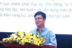 Tập huấn, hướng dẫn thực hiện kế hoạch giáo dục nhà trường
