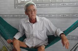 Gia đình 3 người bị bệnh tật