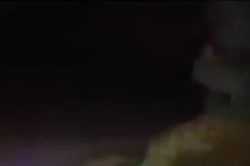 Phiến quân đạp cờ của chính quyền Syria sau khi kiểm soát một phần lớn Aleppo