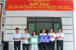 Lữ đoàn 101 trao nhà đồng đội tặng quân nhân Lê Đình Công