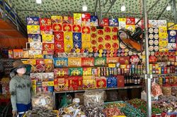 Đa dạng bánh kẹo Tết: Hương vị gắn kết mùa Xuân