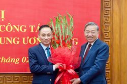 Tổng Bí thư Tô Lâm giao nhiệm vụ cho tân Chánh văn phòng Trung ương Đảng