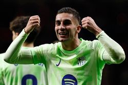 Ferran Torres bùng nổ