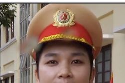 Nữ CSGT xinh như hoa hậu tập luyện diễu binh lễ 30/4