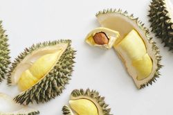 Giá sầu riêng hôm nay 19/6/2025: Thị trường ổn định, sức mua trầm lắng