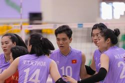 Bóng chuyền nữ Việt Nam giành chiến thắng 4-0 trước giải vô địch thế giới 2025