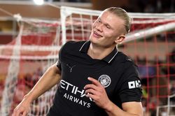 Lập kỷ lục có một không hai, Haaland vẫn nổi giận vì Man City vuột mất chiến thắng