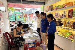 Đoàn Thanh niên Thuế tỉnh Điện Biên ra quân 30 ngày cao điểm chuyển đổi hộ kinh doanh sang kê khai thuế