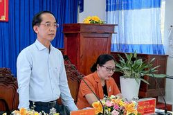 Phó Bí thư Tỉnh uỷ Hồ Thanh Thuỷ làm việc với Đảng uỷ Xã Nguyễn Việt Khái