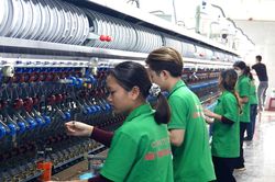 DN miền Trung sau 'đại hồng thủy': Nỗ lực phục hồi để công nhân có thưởng Tết