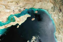 Iran tuyên bố mở rộng gấp 10 lần phạm vi eo biển Hormuz