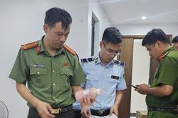 Hà Nội phát hiện hàng trăm chai mỹ phẩm nghi giả mạo, chuyển công an điều tra