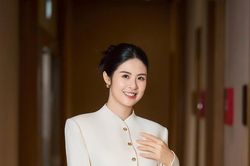 Sau 16 năm đăng quang HHVN, người đẹp Hà thành này vẫn giữ được sắc vóc trẻ trung nhờ giảm cân đúng cách