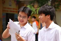 Thí sinh Hà Nội hoàn thành môn Ngữ văn Kỳ thi tuyển sinh lớp 10 công lập